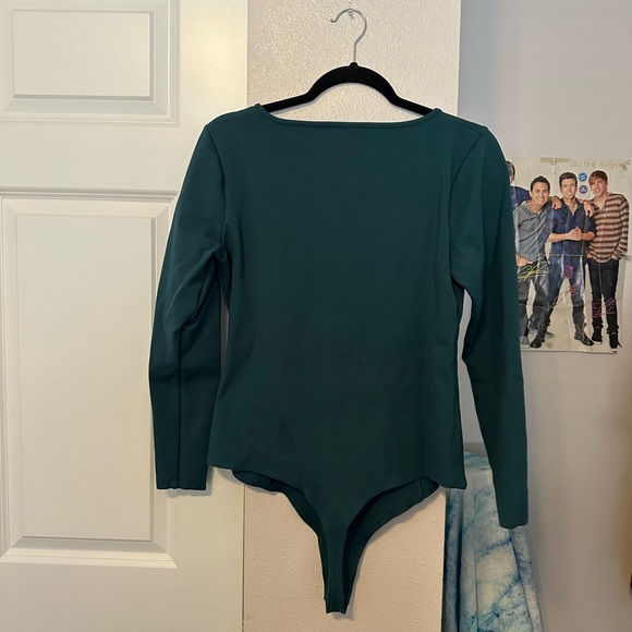 Abercrombie and Fitch Hunter Green Bodysuit Size XL - Picture 6 of 6